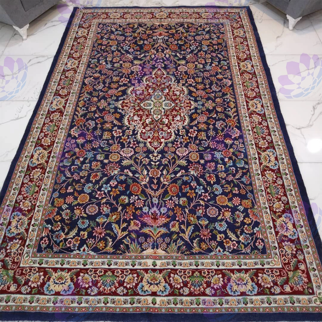 فرش پشم طرح گلفرنگ/ Wool Carpet Golfarang design